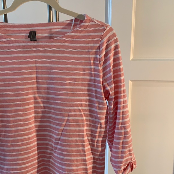 Cute 3/4 sleeve Top - Picture 1 of 5